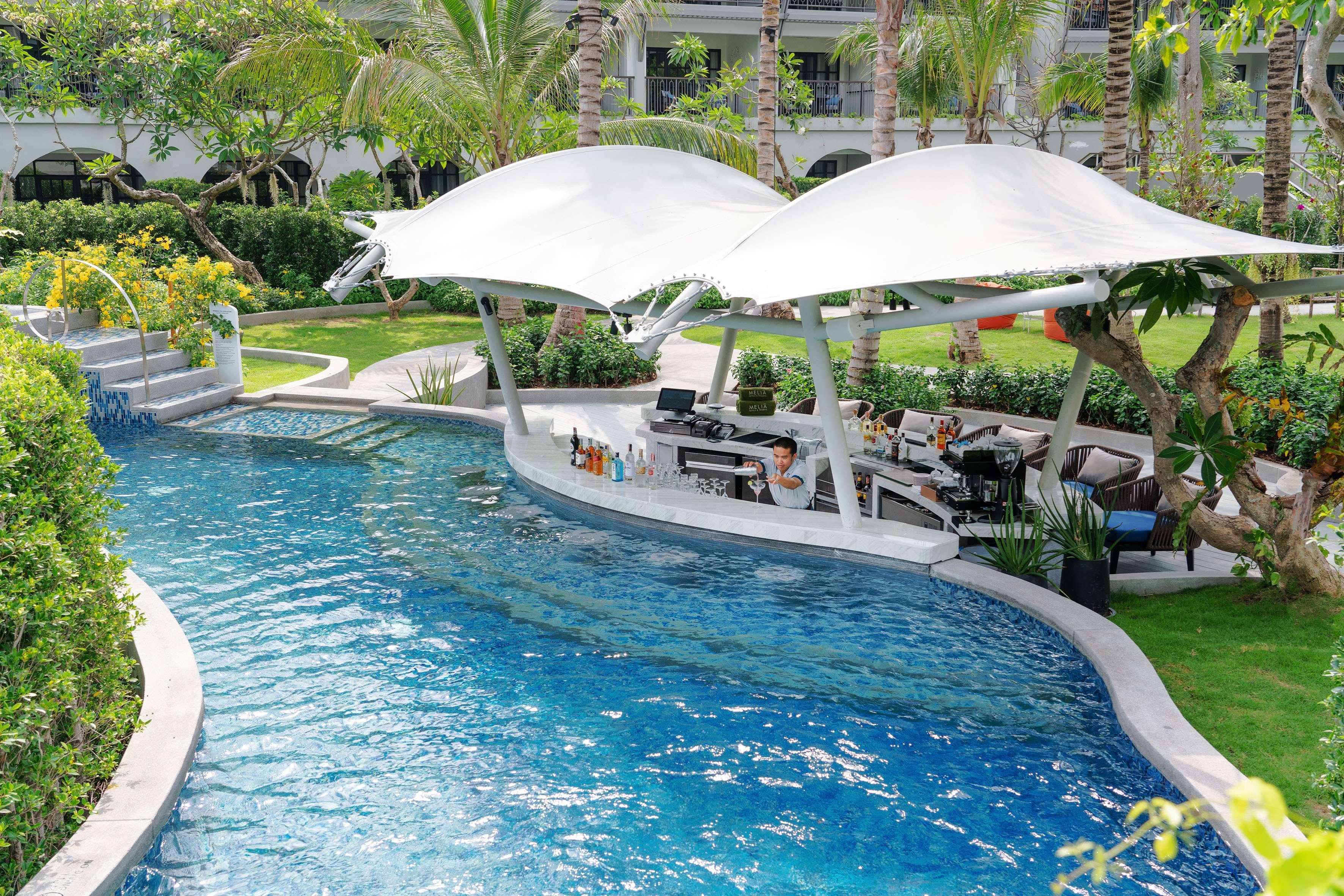 Hotel Melia Koh Samui Esterno foto The swimming pool at the hotel